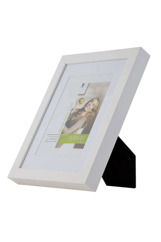 Nielsen 30 x 40cm White Apollo Wood Frame - Trouva